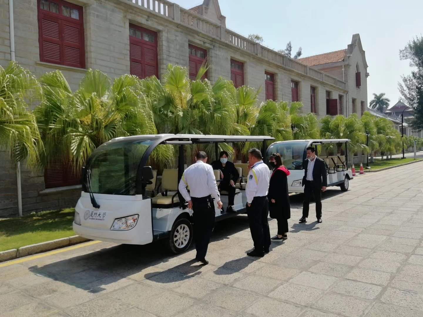 廈門大學旅游旺季添新車，選擇卓越電動車